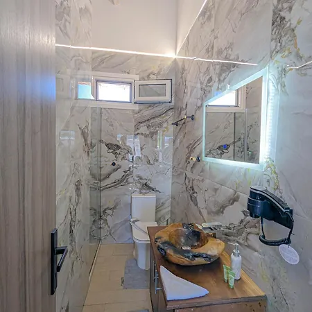 Ionian Pearl And Appartement Corfu (city)